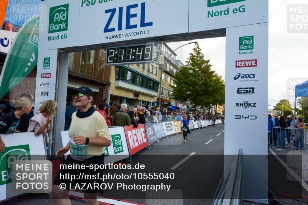 20.09.2026 - PSD Bank Halbmarathon LAZAROV Photography http://msf.ph/oto/10555040 20.09.2026 12:11:49 Ziel 1858, 2081, 3017, 3094, 3210, 4375 meine-sportfotos.de