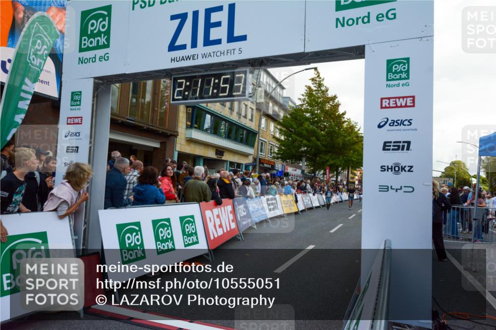 20.09.2026 - PSD Bank Halbmarathon LAZAROV Photography http://msf.ph/oto/10555051 20.09.2026 12:11:53 Ziel 1274, 1858, 3017, 3210, 4375 meine-sportfotos.de