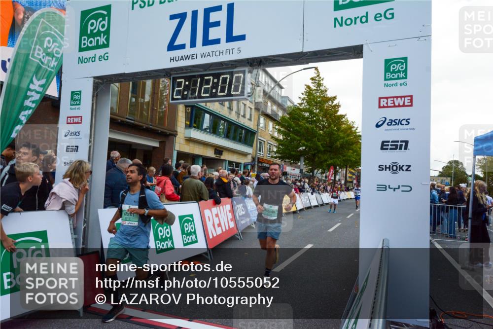20.09.2026 - PSD Bank Halbmarathon LAZAROV Photography http://msf.ph/oto/10555052 20.09.2026 12:12:00 Ziel 1274, 1675, 3017, 4375 meine-sportfotos.de
