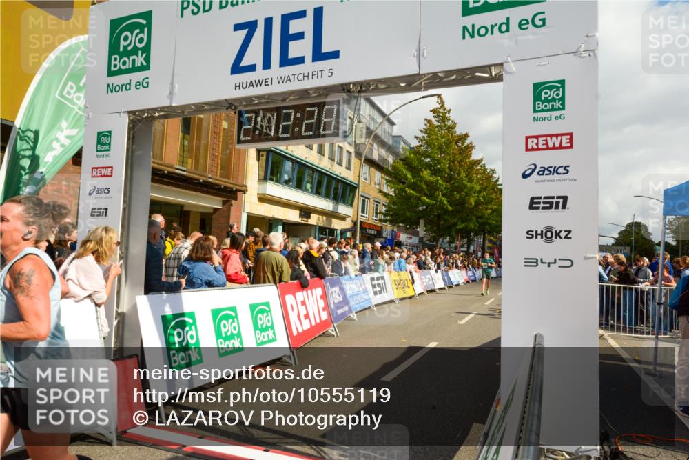 20.09.2026 - PSD Bank Halbmarathon LAZAROV Photography http://msf.ph/oto/10555119 20.09.2026 12:12:27 Ziel 1119, 3019, 3711, 4510, 4798 meine-sportfotos.de