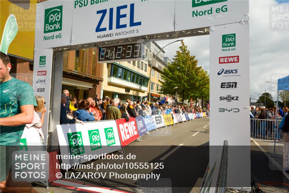 20.09.2026 - PSD Bank Halbmarathon LAZAROV Photography http://msf.ph/oto/10555125 20.09.2026 12:12:33 Ziel 1119, 2129, 2260, 2764, 2804, 2851, 3711, 4246 meine-sportfotos.de