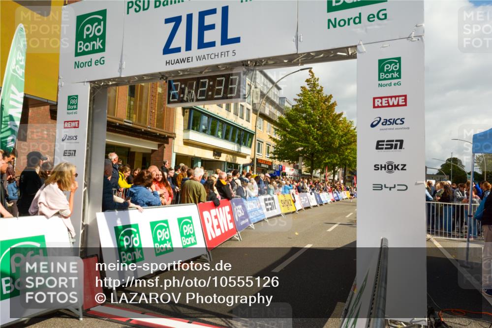 20.09.2026 - PSD Bank Halbmarathon LAZAROV Photography http://msf.ph/oto/10555126 20.09.2026 12:12:33 Ziel 1119, 2129, 2260, 2764, 2804, 2851, 3711, 4246 meine-sportfotos.de