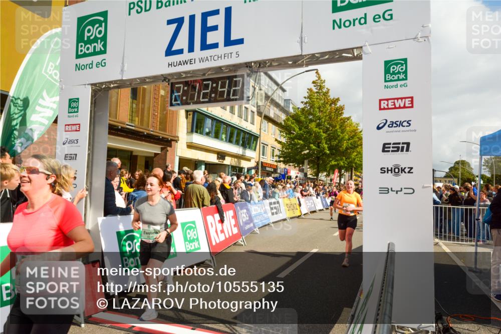 20.09.2026 - PSD Bank Halbmarathon LAZAROV Photography http://msf.ph/oto/10555135 20.09.2026 12:12:41 Ziel 1170, 1171, 2129, 2260, 2428, 2764, 2804, 2851, 3443, 4246, 4384 meine-sportfotos.de