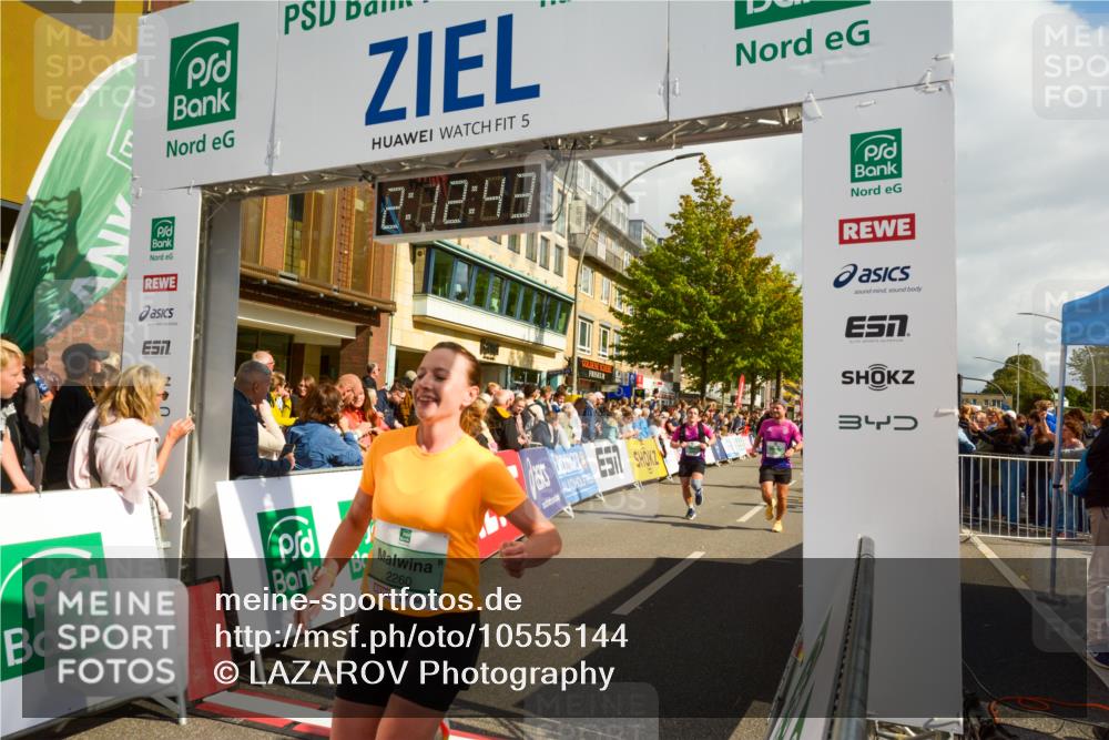 20.09.2026 - PSD Bank Halbmarathon LAZAROV Photography http://msf.ph/oto/10555144 20.09.2026 12:12:43 Ziel 1170, 1171, 1963, 2129, 2260, 2428, 2764, 2804, 2851, 3443, 3587, 4246, 4384 meine-sportfotos.de