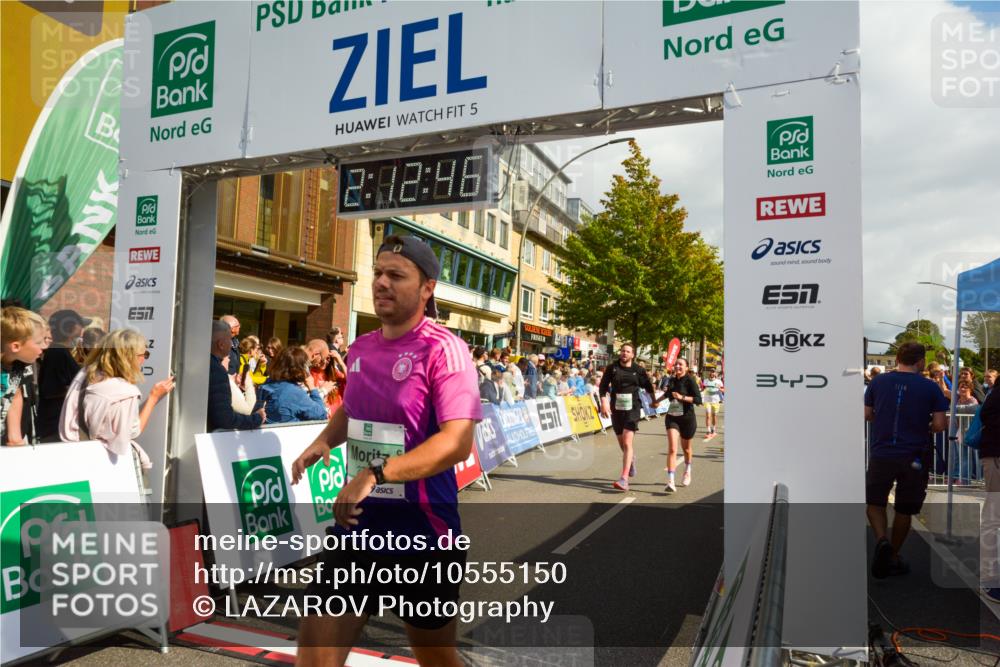 20.09.2026 - PSD Bank Halbmarathon LAZAROV Photography http://msf.ph/oto/10555150 20.09.2026 12:12:45 Ziel 1170, 1171, 1963, 2129, 2260, 2428, 2764, 2804, 2851, 3443, 3587, 4246, 4384 meine-sportfotos.de