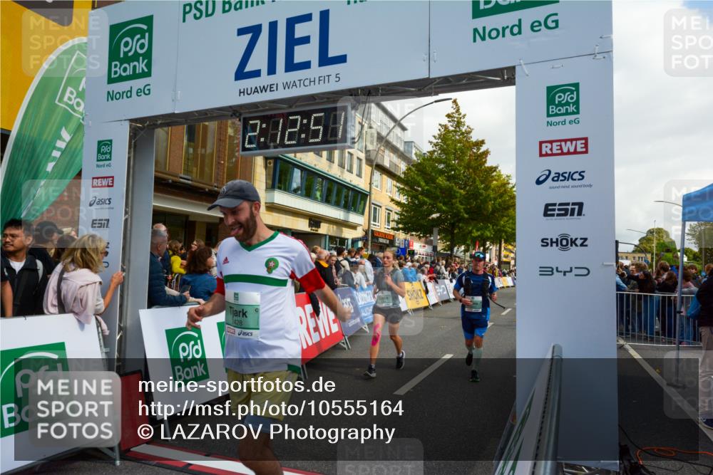 20.09.2026 - PSD Bank Halbmarathon LAZAROV Photography http://msf.ph/oto/10555164 20.09.2026 12:12:50 Ziel 1170, 1171, 1963, 2428, 2764, 2804, 3443, 3587, 4384 meine-sportfotos.de