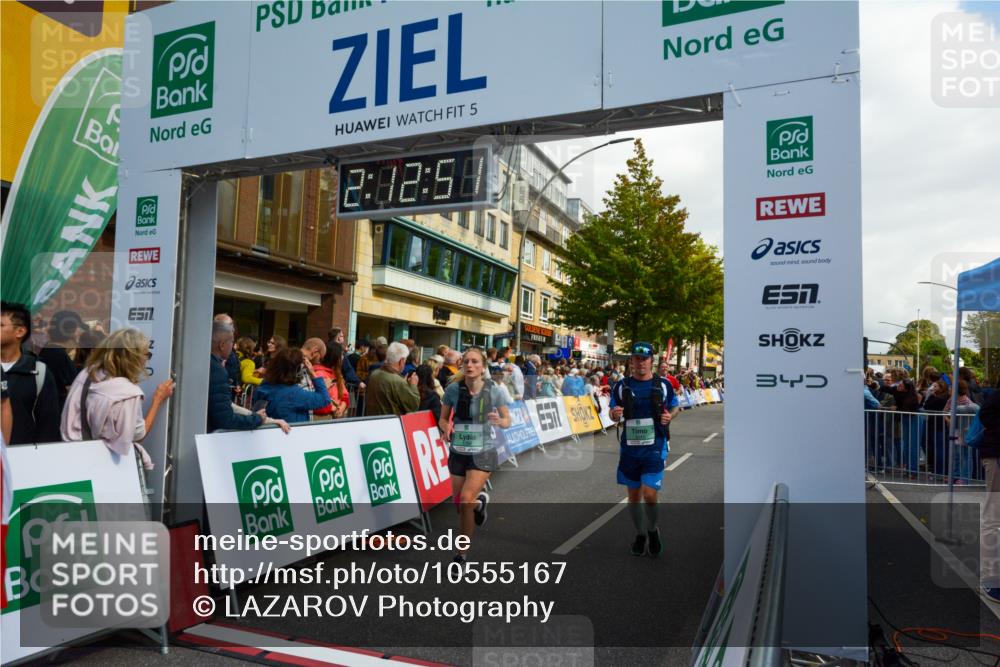 20.09.2026 - PSD Bank Halbmarathon LAZAROV Photography http://msf.ph/oto/10555167 20.09.2026 12:12:51 Ziel 1170, 1171, 1963, 2428, 2764, 2804, 3443, 3587, 4384 meine-sportfotos.de