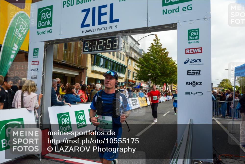 20.09.2026 - PSD Bank Halbmarathon LAZAROV Photography http://msf.ph/oto/10555175 20.09.2026 12:12:52 Ziel 1045, 1170, 1171, 1702, 1963, 2428, 3443, 3587, 4384 meine-sportfotos.de