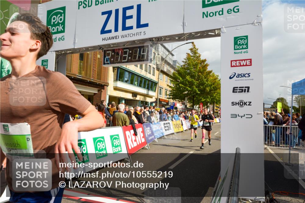 20.09.2026 - PSD Bank Halbmarathon LAZAROV Photography http://msf.ph/oto/10555219 20.09.2026 12:13:13 Ziel 1030, 1125, 1190, 1322, 1341, 2521, 3503, 3970, 3971, 4466, 4668 meine-sportfotos.de
