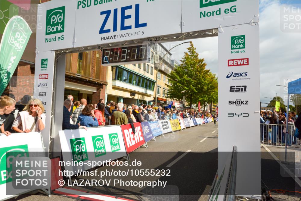 20.09.2026 - PSD Bank Halbmarathon LAZAROV Photography http://msf.ph/oto/10555232 20.09.2026 12:13:17 Ziel 1190, 1213, 1322, 1341, 2521, 3503, 3970, 3971, 4797 meine-sportfotos.de