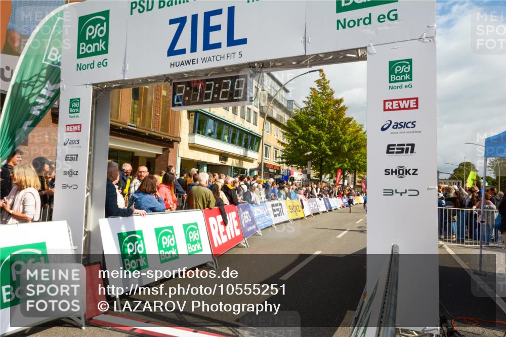 20.09.2026 - PSD Bank Halbmarathon LAZAROV Photography http://msf.ph/oto/10555251 20.09.2026 12:13:29 Ziel 1077, 1190, 1213, 1226, 1722, 1964, 3398, 3503, 3739, 4590, 4797 meine-sportfotos.de