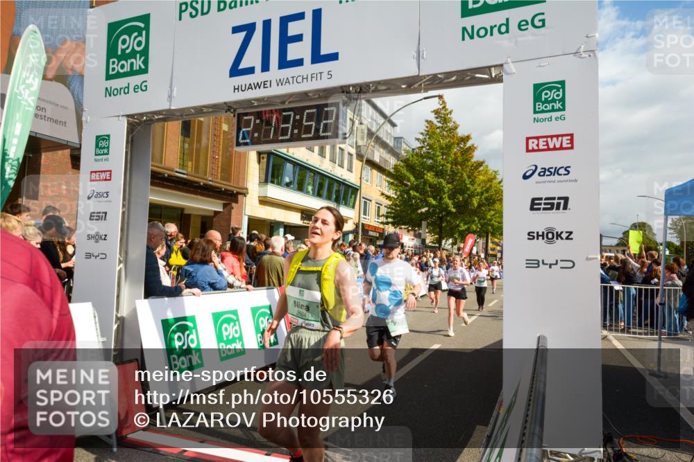 20.09.2026 - PSD Bank Halbmarathon LAZAROV Photography http://msf.ph/oto/10555326 20.09.2026 12:13:51 Ziel 1038, 1049, 1109, 1339, 1380, 1387, 1397, 1463, 1490, 1524, 2091, 2162, 2604, 2856, 3030, 3792, 4283, 4444 meine-sportfotos.de