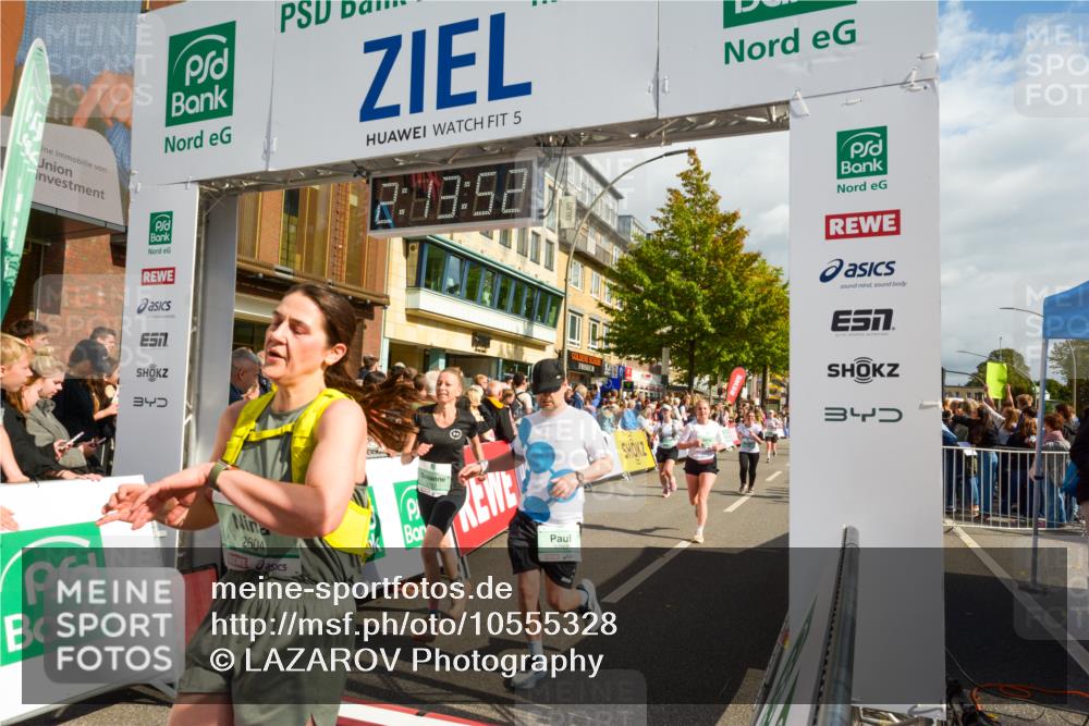20.09.2026 - PSD Bank Halbmarathon LAZAROV Photography http://msf.ph/oto/10555328 20.09.2026 12:13:52 Ziel 1038, 1049, 1109, 1339, 1380, 1387, 1397, 1463, 1490, 1524, 2091, 2162, 2604, 2856, 3030, 3792, 4207, 4283, 4444 meine-sportfotos.de