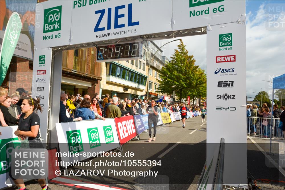 20.09.2026 - PSD Bank Halbmarathon LAZAROV Photography http://msf.ph/oto/10555394 20.09.2026 12:14:11 Ziel 1373, 1588, 1848, 1935, 2341, 2609, 3471, 3509, 3572, 4438 meine-sportfotos.de