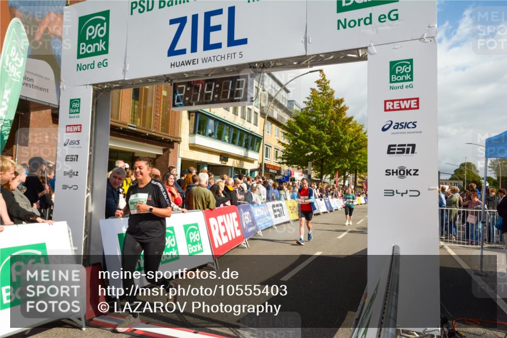 20.09.2026 - PSD Bank Halbmarathon LAZAROV Photography http://msf.ph/oto/10555403 20.09.2026 12:14:13 Ziel 1373, 1588, 1848, 1935, 2341, 2609, 3471, 3572, 4438 meine-sportfotos.de