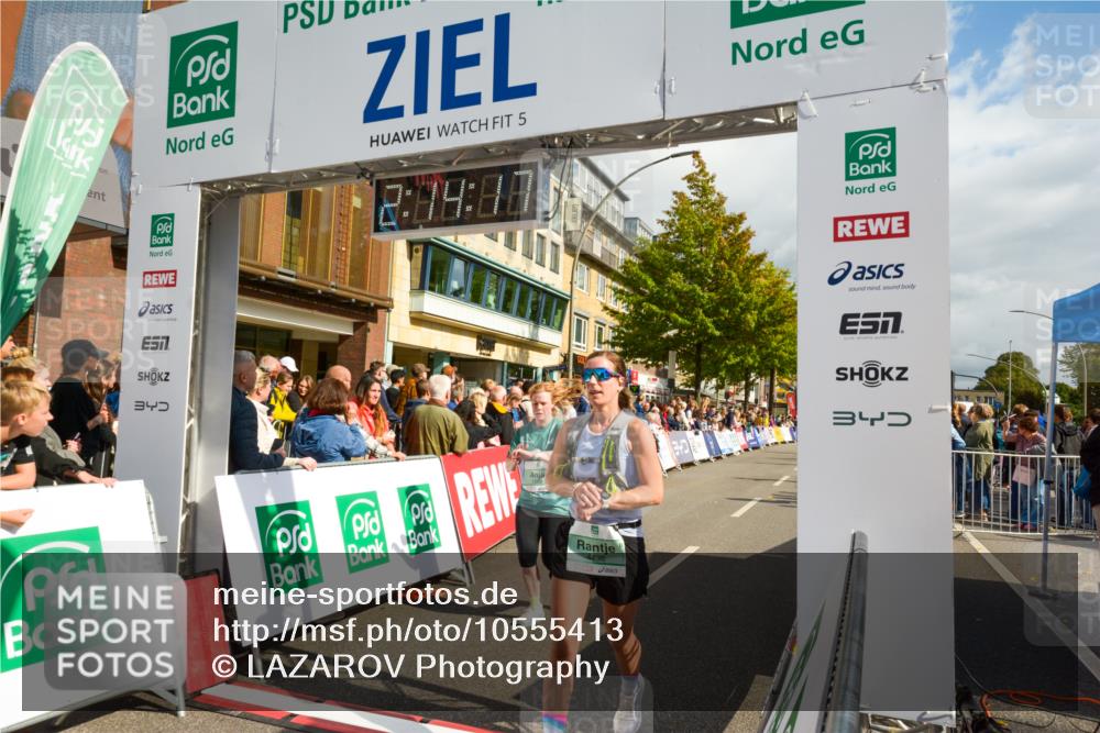 20.09.2026 - PSD Bank Halbmarathon LAZAROV Photography http://msf.ph/oto/10555413 20.09.2026 12:14:16 Ziel 1373, 1588, 1848, 2609, 3416, 3471, 3758, 4438 meine-sportfotos.de