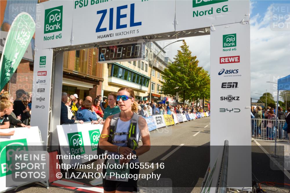 20.09.2026 - PSD Bank Halbmarathon LAZAROV Photography http://msf.ph/oto/10555416 20.09.2026 12:14:17 Ziel 1373, 1588, 1848, 2609, 3416, 3471, 3758, 4438 meine-sportfotos.de