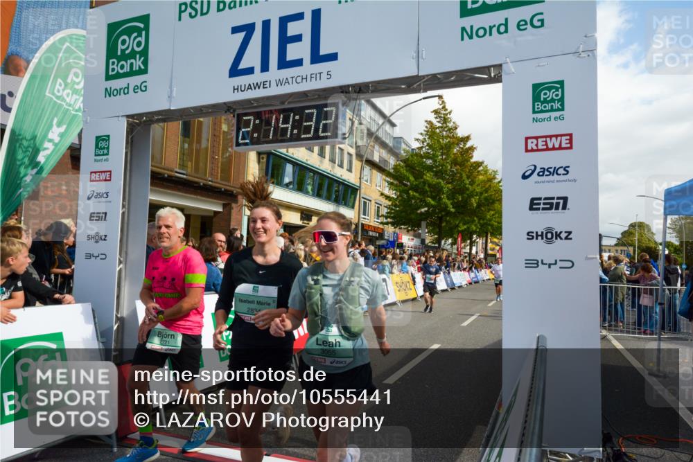 20.09.2026 - PSD Bank Halbmarathon LAZAROV Photography http://msf.ph/oto/10555441 20.09.2026 12:14:31 Ziel 1501, 1646, 2415, 2721, 2834, 3055, 3416, 3498, 3758, 3946 meine-sportfotos.de