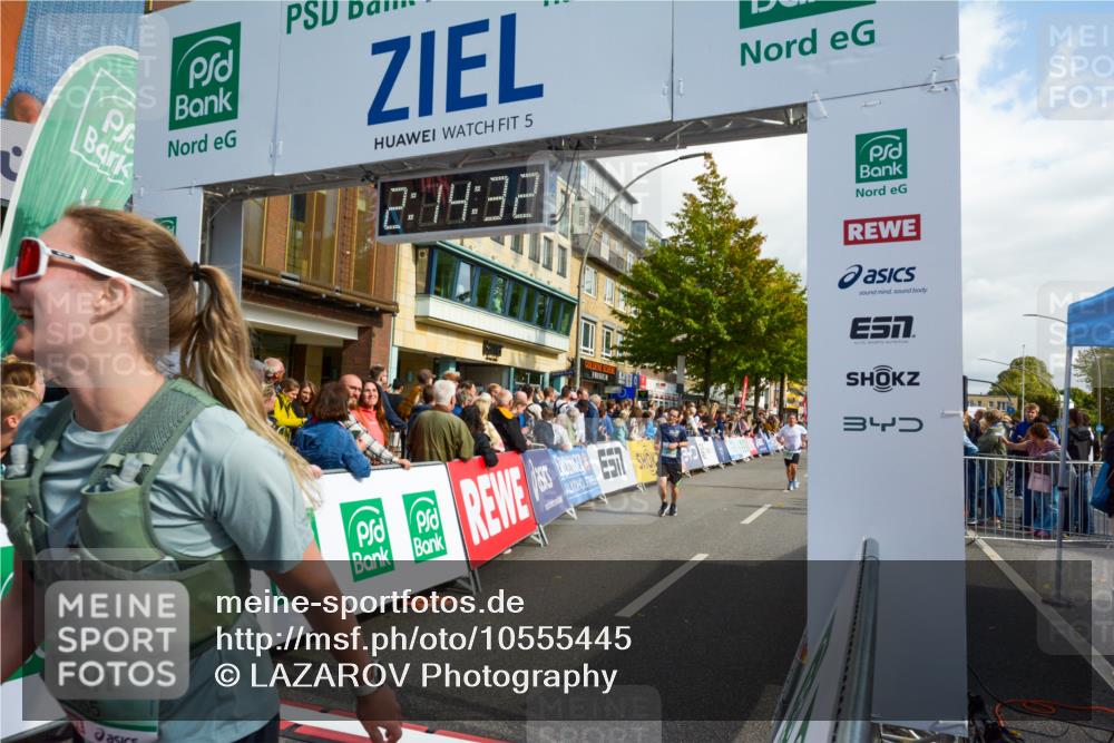 20.09.2026 - PSD Bank Halbmarathon LAZAROV Photography http://msf.ph/oto/10555445 20.09.2026 12:14:32 Ziel 1501, 1646, 2415, 2721, 2834, 3055, 3416, 3498, 3758, 3946 meine-sportfotos.de