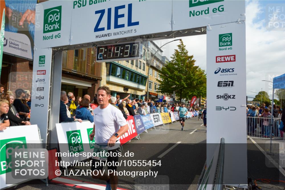 20.09.2026 - PSD Bank Halbmarathon LAZAROV Photography http://msf.ph/oto/10555454 20.09.2026 12:14:36 Ziel 1501, 1646, 1703, 2259, 2415, 2721, 2834, 3055, 3126, 3498, 3946 meine-sportfotos.de