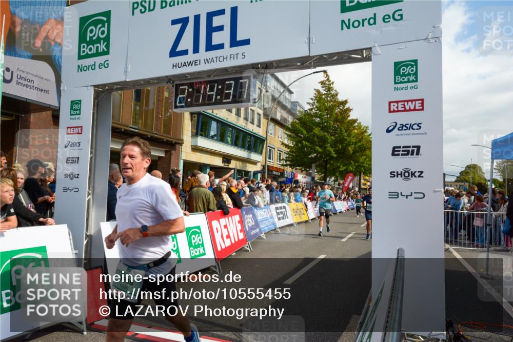 20.09.2026 - PSD Bank Halbmarathon LAZAROV Photography http://msf.ph/oto/10555455 20.09.2026 12:14:36 Ziel 1501, 1646, 1703, 2259, 2415, 2721, 2834, 3055, 3126, 3498, 3946 meine-sportfotos.de