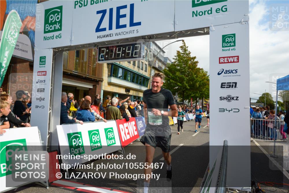 20.09.2026 - PSD Bank Halbmarathon LAZAROV Photography http://msf.ph/oto/10555467 20.09.2026 12:14:41 Ziel 1501, 1646, 1703, 2259, 2415, 3126, 3498, 3946 meine-sportfotos.de