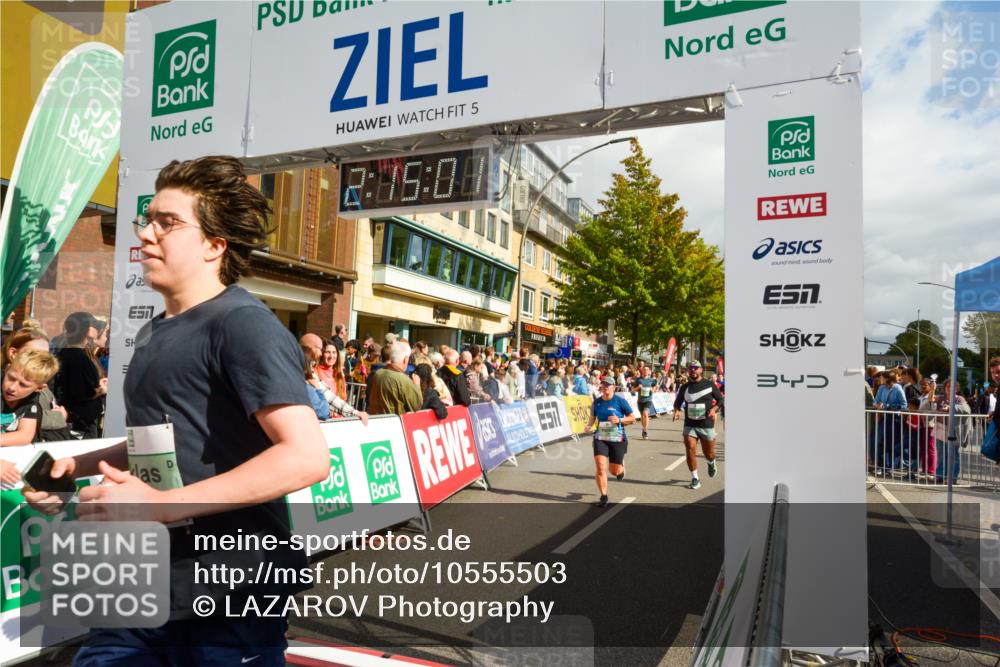 20.09.2026 - PSD Bank Halbmarathon LAZAROV Photography http://msf.ph/oto/10555503 20.09.2026 12:15:00 Ziel 1626, 1776, 1910, 2116, 2523, 2634, 2655, 2700, 3282, 3403, 3456, 3470, 3499, 4079 meine-sportfotos.de