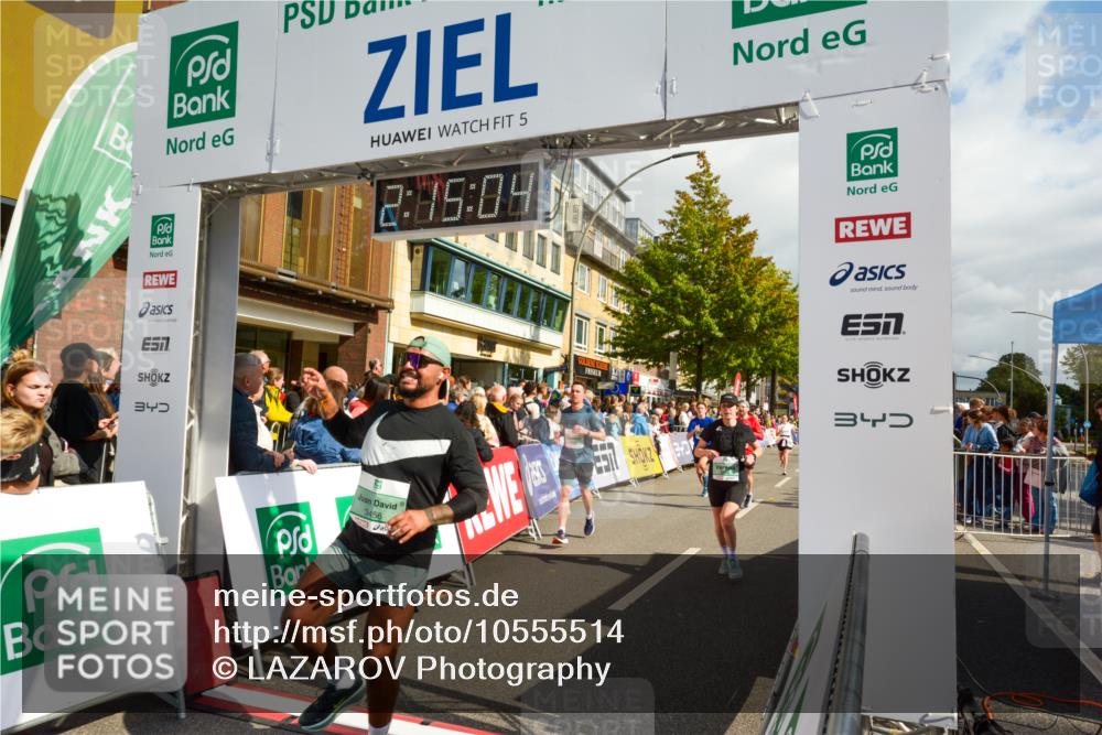 20.09.2026 - PSD Bank Halbmarathon LAZAROV Photography http://msf.ph/oto/10555514 20.09.2026 12:15:03 Ziel 1379, 1626, 1776, 1910, 2116, 2348, 2523, 2634, 2655, 2700, 2861, 3056, 3118, 3282, 3403, 3456, 3470, 3723, 4079 meine-sportfotos.de