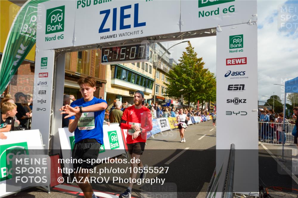 20.09.2026 - PSD Bank Halbmarathon LAZAROV Photography http://msf.ph/oto/10555527 20.09.2026 12:15:06 Ziel 1379, 1626, 1910, 2116, 2348, 2523, 2634, 2655, 2861, 3056, 3118, 3282, 3403, 3456, 3723, 3815, 4079, 4473, 4474, 4475 meine-sportfotos.de