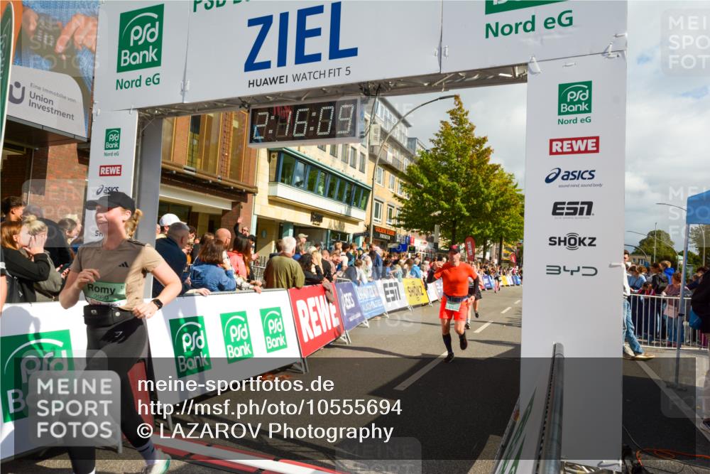 20.09.2026 - PSD Bank Halbmarathon LAZAROV Photography http://msf.ph/oto/10555694 20.09.2026 12:16:08 Ziel 1992, 2989, 3850, 4536, 4592, 4782 meine-sportfotos.de
