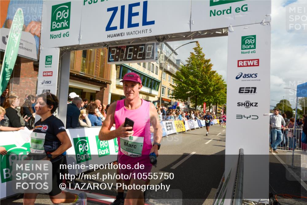 20.09.2026 - PSD Bank Halbmarathon LAZAROV Photography http://msf.ph/oto/10555750 20.09.2026 12:16:29 Ziel 1611, 1649, 1971, 2070, 2114, 2792, 3248, 3318, 3911, 4090, 4221, 4222, 4619 meine-sportfotos.de
