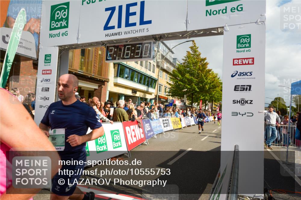 20.09.2026 - PSD Bank Halbmarathon LAZAROV Photography http://msf.ph/oto/10555753 20.09.2026 12:16:29 Ziel 1611, 1649, 1971, 2070, 2114, 2792, 3248, 3318, 3911, 4090, 4221, 4222, 4619 meine-sportfotos.de