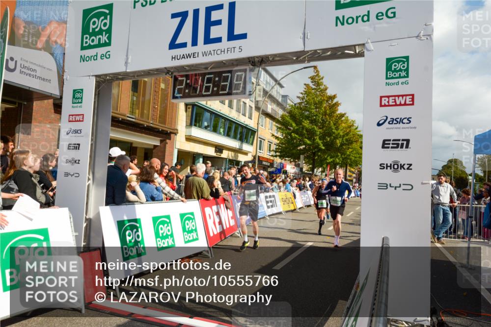 20.09.2026 - PSD Bank Halbmarathon LAZAROV Photography http://msf.ph/oto/10555766 20.09.2026 12:16:38 Ziel 1611, 1649, 1971, 2070, 2114, 2574, 2646, 2792, 3274, 3318, 3719, 3911 meine-sportfotos.de