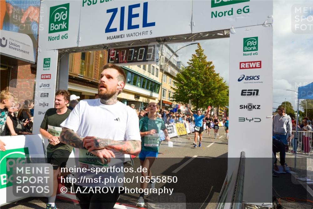 20.09.2026 - PSD Bank Halbmarathon LAZAROV Photography http://msf.ph/oto/10555850 20.09.2026 12:17:02 Ziel 1562, 1759, 1988, 2006, 2117, 2248, 2325, 2535, 3000, 3231, 4059, 4211, 4419, 4477 meine-sportfotos.de