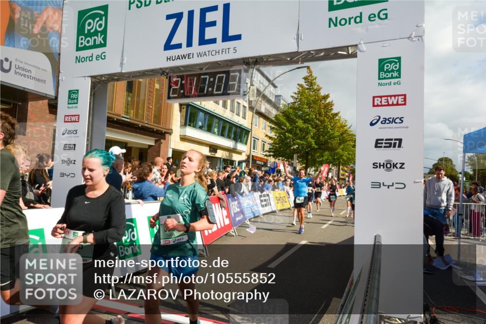 20.09.2026 - PSD Bank Halbmarathon LAZAROV Photography http://msf.ph/oto/10555852 20.09.2026 12:17:03 Ziel 1562, 1759, 1988, 2006, 2117, 2248, 2325, 2535, 3000, 3231, 4059, 4211, 4419, 4477 meine-sportfotos.de
