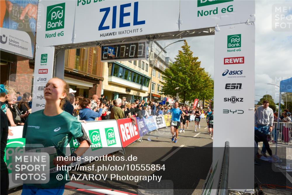 20.09.2026 - PSD Bank Halbmarathon LAZAROV Photography http://msf.ph/oto/10555854 20.09.2026 12:17:03 Ziel 1562, 1759, 1988, 2006, 2117, 2248, 2325, 2535, 3000, 3231, 4059, 4211, 4419, 4477 meine-sportfotos.de