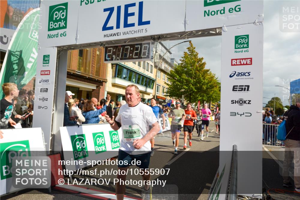 20.09.2026 - PSD Bank Halbmarathon LAZAROV Photography http://msf.ph/oto/10555907 20.09.2026 12:17:27 Ziel 1475, 1603, 2062, 2199, 2236, 2284, 2391, 2795, 2901, 3013, 3233, 3684, 4088, 4256, 4771 meine-sportfotos.de