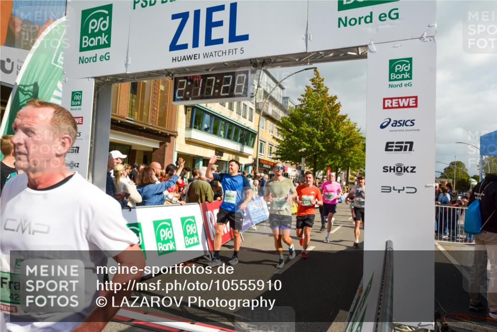20.09.2026 - PSD Bank Halbmarathon LAZAROV Photography http://msf.ph/oto/10555910 20.09.2026 12:17:28 Ziel 1475, 1603, 2062, 2199, 2236, 2284, 2391, 2795, 2901, 3013, 3233, 3684, 4088, 4256, 4771 meine-sportfotos.de