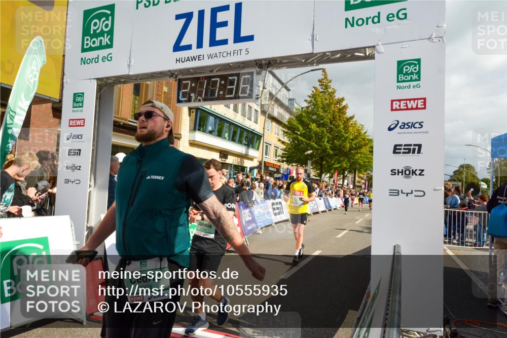 20.09.2026 - PSD Bank Halbmarathon LAZAROV Photography http://msf.ph/oto/10555935 20.09.2026 12:17:35 Ziel 1256, 1475, 1603, 1731, 2062, 2199, 2236, 2284, 2391, 2555, 2795, 2901, 3013, 3086, 3162, 3233, 3347, 3502, 3684, 4051, 4088, 4258, 4771 meine-sportfotos.de