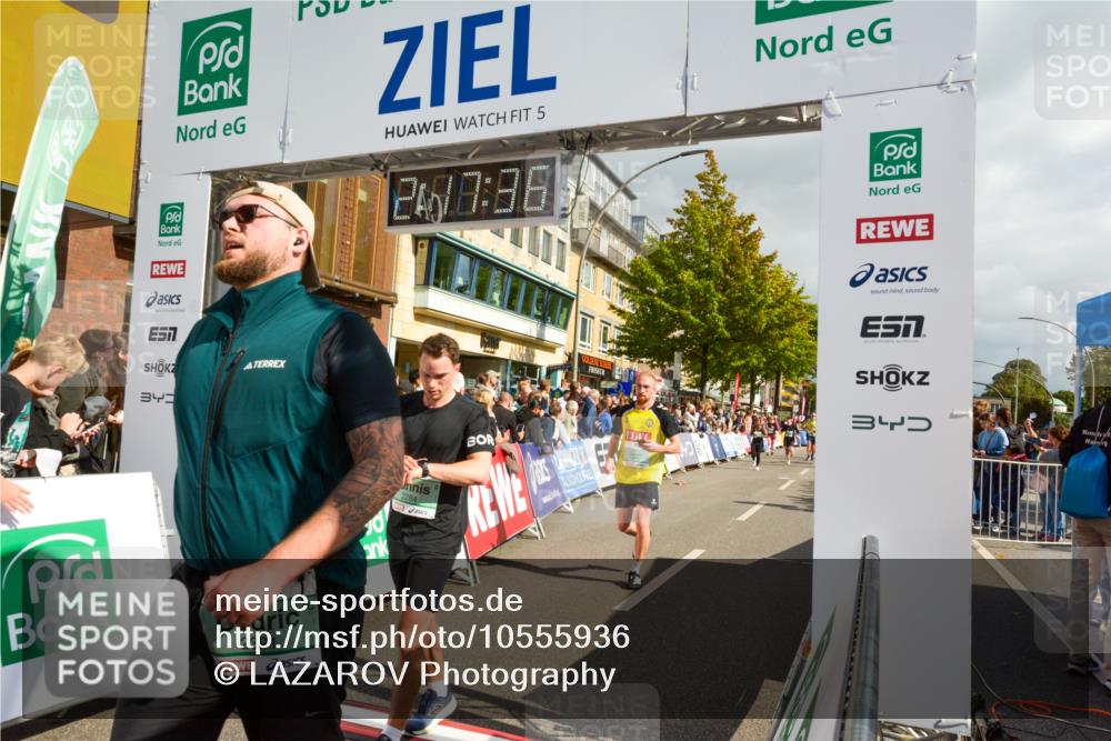 20.09.2026 - PSD Bank Halbmarathon LAZAROV Photography http://msf.ph/oto/10555936 20.09.2026 12:17:36 Ziel 1256, 1475, 1603, 1731, 2005, 2199, 2236, 2284, 2391, 2555, 2795, 2901, 3013, 3086, 3162, 3233, 3347, 3502, 3684, 3703, 4051, 4088, 4258, 4771 meine-sportfotos.de