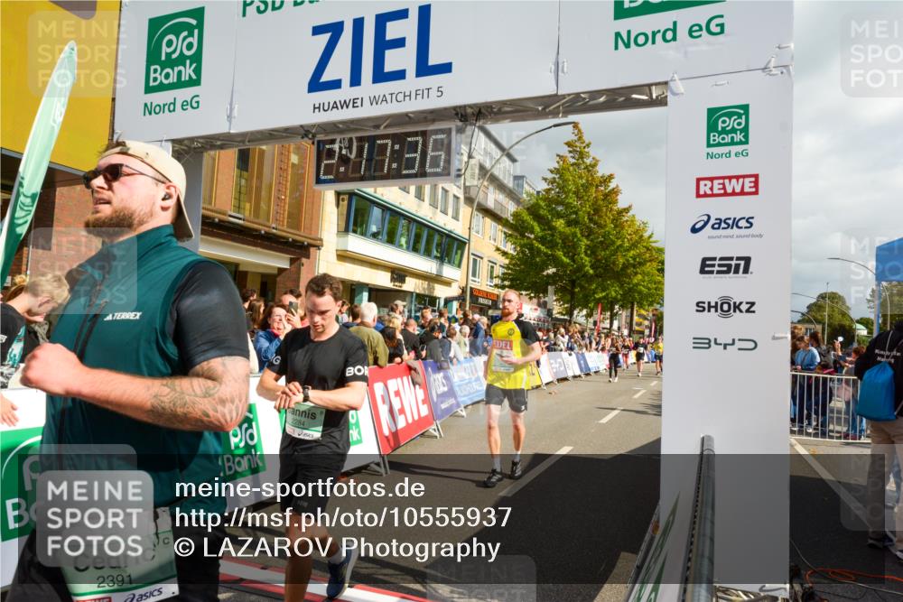 20.09.2026 - PSD Bank Halbmarathon LAZAROV Photography http://msf.ph/oto/10555937 20.09.2026 12:17:36 Ziel 1256, 1475, 1603, 1731, 2005, 2199, 2236, 2284, 2391, 2555, 2795, 2901, 3013, 3086, 3162, 3233, 3347, 3502, 3684, 3703, 4051, 4088, 4258, 4771 meine-sportfotos.de