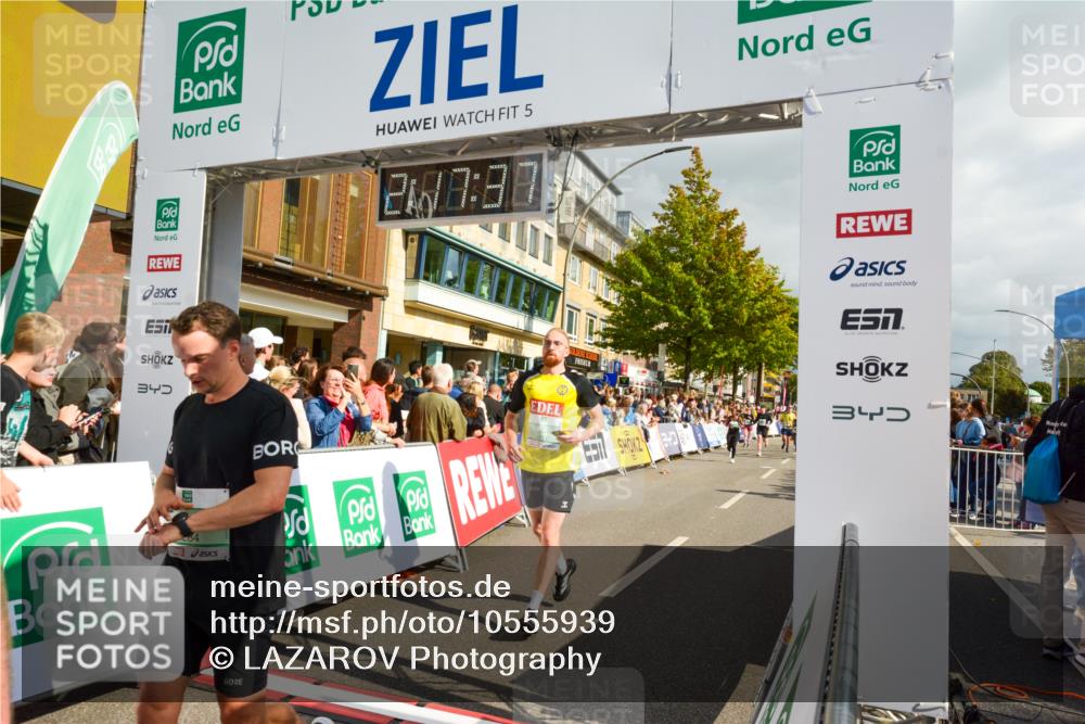 20.09.2026 - PSD Bank Halbmarathon LAZAROV Photography http://msf.ph/oto/10555939 20.09.2026 12:17:36 Ziel 1256, 1475, 1603, 1731, 2005, 2199, 2236, 2284, 2391, 2555, 2795, 2901, 3013, 3086, 3162, 3233, 3347, 3502, 3684, 3703, 4051, 4088, 4258, 4771 meine-sportfotos.de
