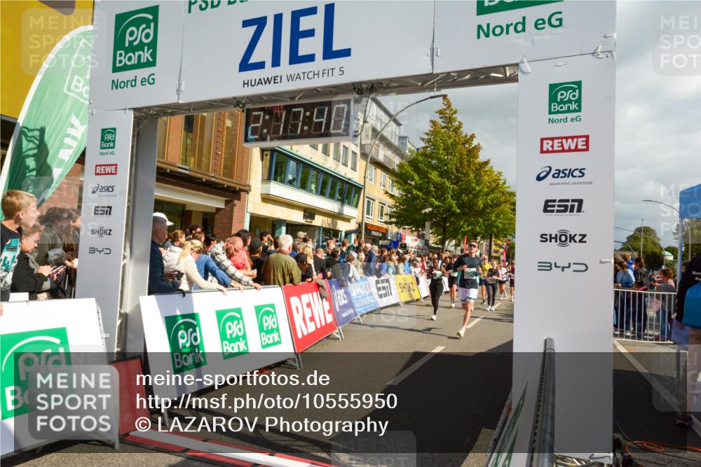 20.09.2026 - PSD Bank Halbmarathon LAZAROV Photography http://msf.ph/oto/10555950 20.09.2026 12:17:40 Ziel 1256, 1731, 2005, 2284, 2391, 2555, 3086, 3162, 3347, 3502, 3703, 3794, 3905, 4051, 4088, 4258, 4771 meine-sportfotos.de