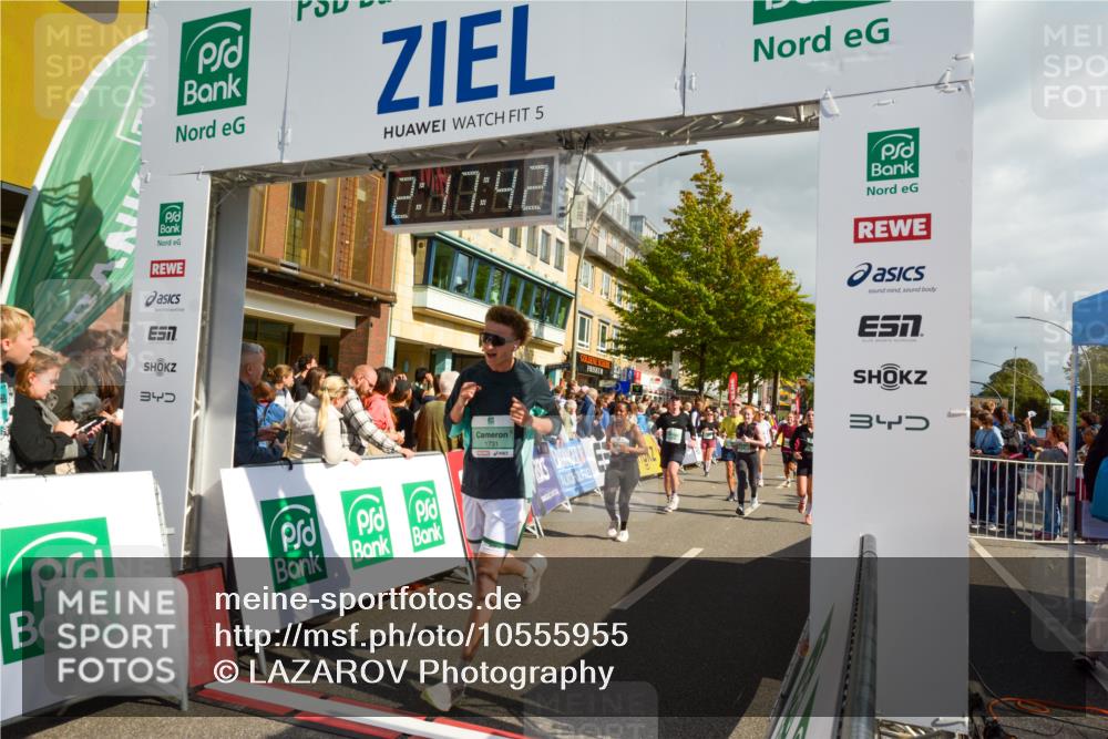 20.09.2026 - PSD Bank Halbmarathon LAZAROV Photography http://msf.ph/oto/10555955 20.09.2026 12:17:41 Ziel 1256, 1731, 2005, 2284, 2391, 2555, 3086, 3162, 3347, 3502, 3703, 3794, 3905, 4051, 4258, 4771 meine-sportfotos.de