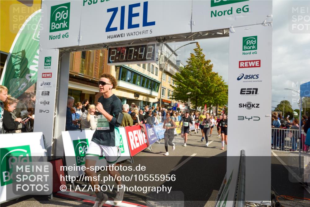 20.09.2026 - PSD Bank Halbmarathon LAZAROV Photography http://msf.ph/oto/10555956 20.09.2026 12:17:41 Ziel 1256, 1731, 2005, 2284, 2391, 2555, 3086, 3162, 3347, 3502, 3703, 3794, 3905, 4051, 4258, 4771 meine-sportfotos.de