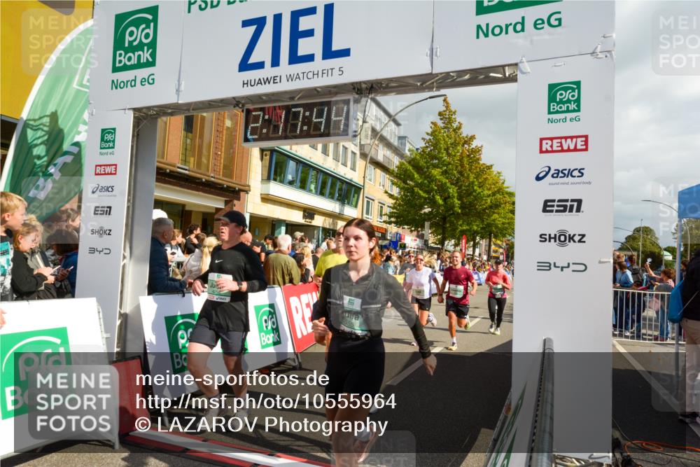 20.09.2026 - PSD Bank Halbmarathon LAZAROV Photography http://msf.ph/oto/10555964 20.09.2026 12:17:44 Ziel 1256, 1731, 2005, 2555, 3086, 3162, 3347, 3502, 3703, 3794, 3905, 4051, 4258 meine-sportfotos.de