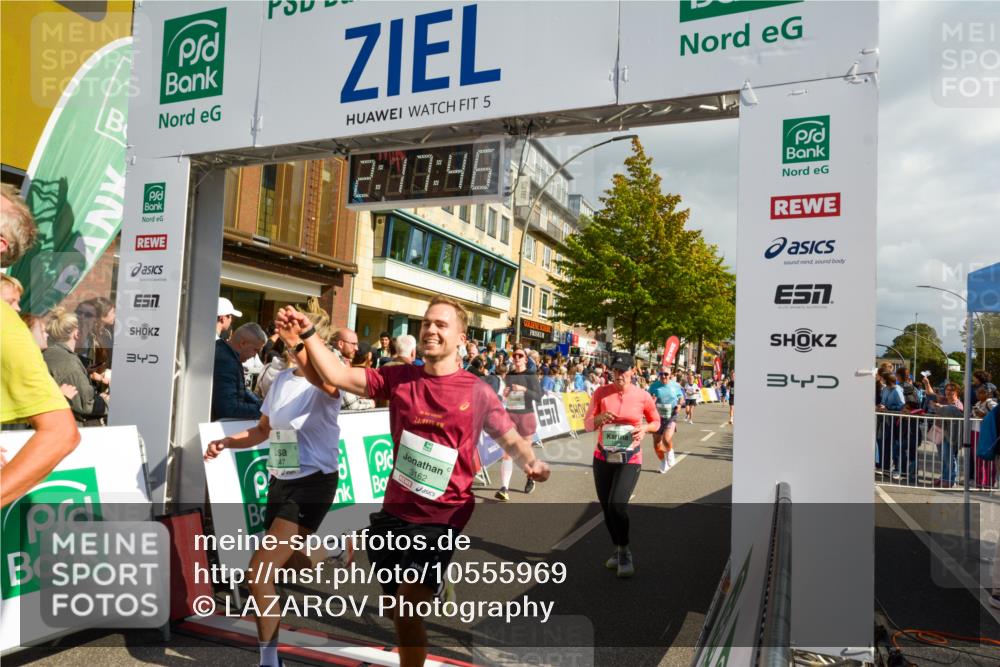 20.09.2026 - PSD Bank Halbmarathon LAZAROV Photography http://msf.ph/oto/10555969 20.09.2026 12:17:46 Ziel 1256, 1352, 1731, 2005, 2555, 3086, 3162, 3347, 3502, 3703, 3794, 3905, 4051, 4258 meine-sportfotos.de