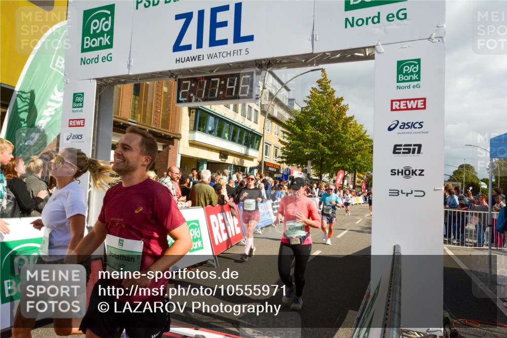 20.09.2026 - PSD Bank Halbmarathon LAZAROV Photography http://msf.ph/oto/10555971 20.09.2026 12:17:46 Ziel 1256, 1352, 1731, 2005, 2555, 3086, 3162, 3347, 3502, 3703, 3794, 3905, 4051, 4258 meine-sportfotos.de