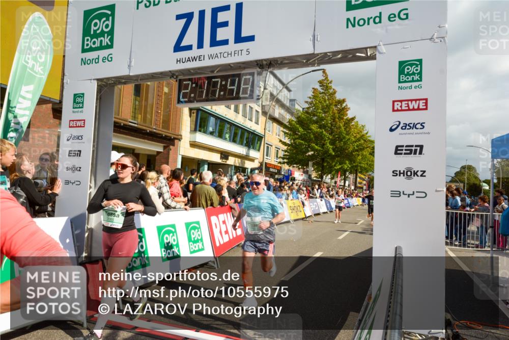 20.09.2026 - PSD Bank Halbmarathon LAZAROV Photography http://msf.ph/oto/10555975 20.09.2026 12:17:48 Ziel 1256, 1352, 1613, 1868, 2005, 2555, 3086, 3162, 3347, 3502, 3703, 3794, 3905, 4051, 4258 meine-sportfotos.de