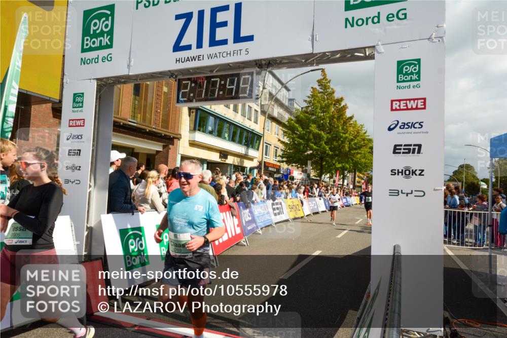 20.09.2026 - PSD Bank Halbmarathon LAZAROV Photography http://msf.ph/oto/10555978 20.09.2026 12:17:48 Ziel 1256, 1352, 1613, 1868, 2005, 2555, 3086, 3162, 3347, 3502, 3703, 3794, 3905, 4051, 4258 meine-sportfotos.de